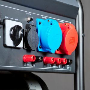 Бензиновый генератор FUBAG BS 7500 XD ES DUPLEX в Сыктывкаре фото
