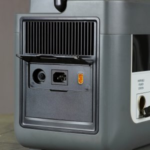 Портативная электростанция FUBAG AS 2400i (аккумулятор LiFePO4) в Сыктывкаре фото