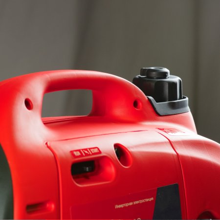 Инверторный генератор FUBAG PRI 2300 S в шумозащитном кожухе в Сыктывкаре фото